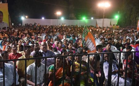 Maharashtra Election News  : महानगरपालिका रणधुमाळीत हिंदुत्ववादी नेत्यांची जोरदार मागणी.